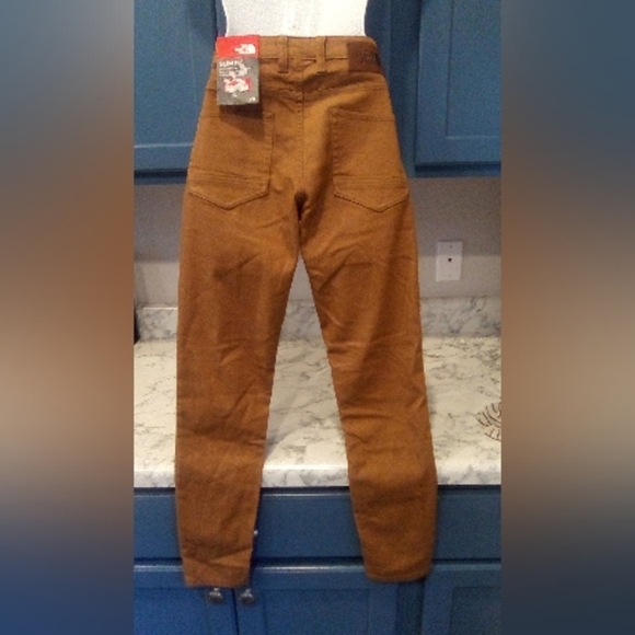 THE NORTH FACE  NWT Brown Slim Fit Jeans size  0/R - Picture 2 of 2